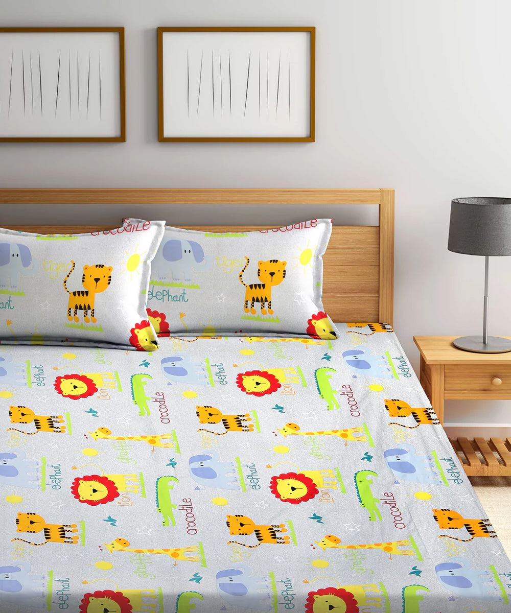 Jungle Safari Kids Flat Double Bedsheet with 2 Pillow Covers
