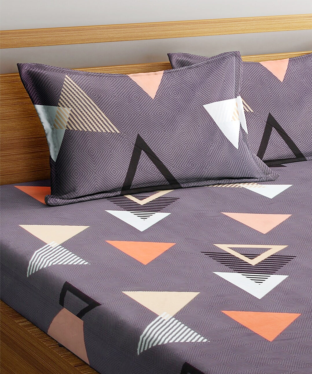 Multi Color Triangles Flat Double Bedsheet With 2 Pillow Cover