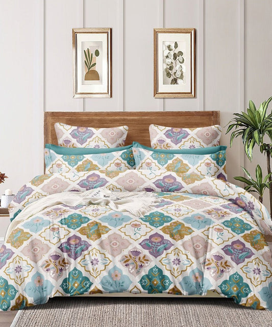Pretty Floral Flat Double Bedsheet With 2 Pillow Covers